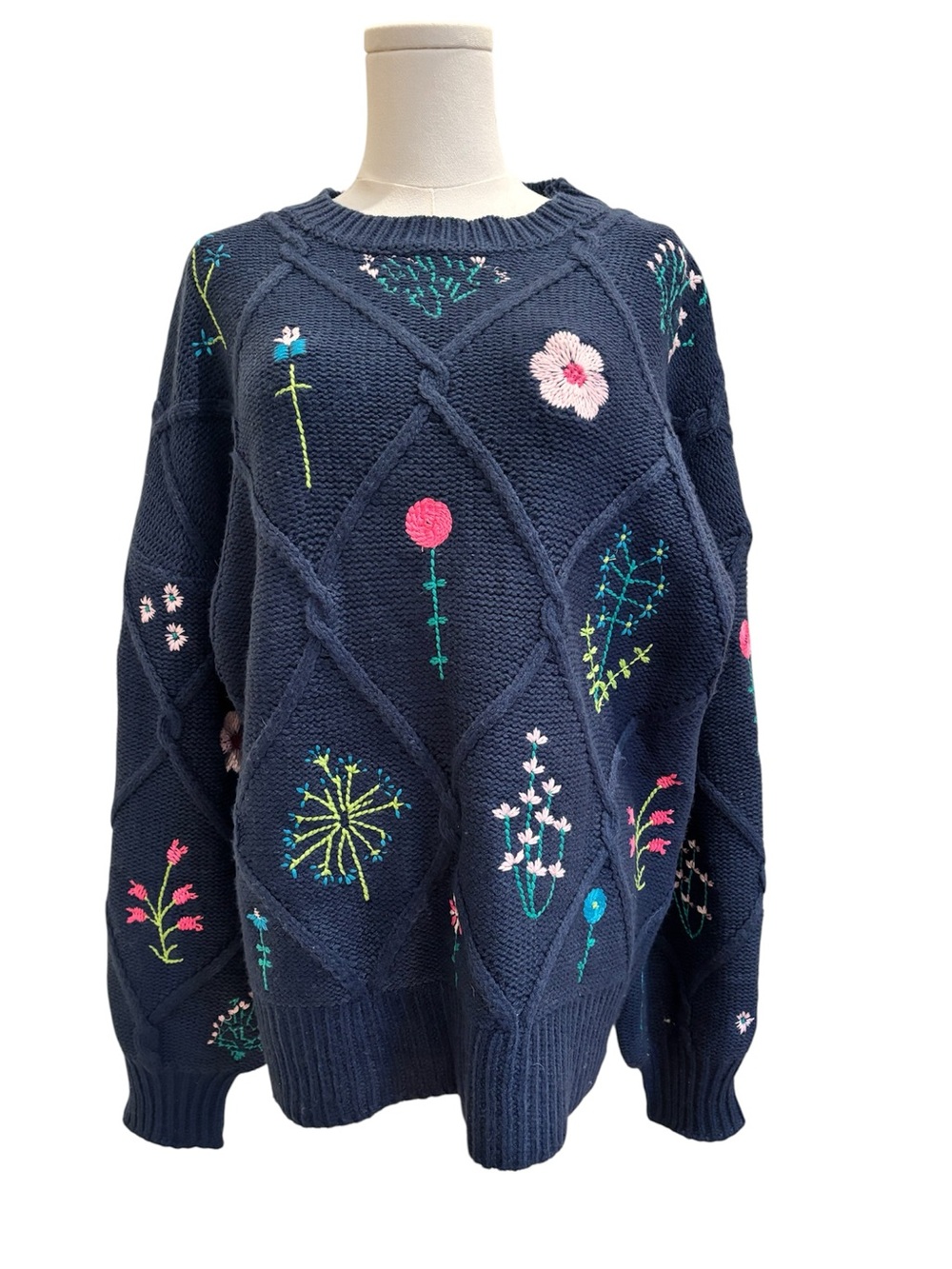 Klesis Women’s Cable Knit Sweater Navy Embroidered Floral Size Small